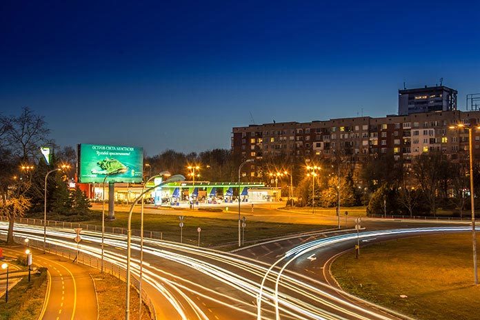 Co reklamuje się na bilboardach?